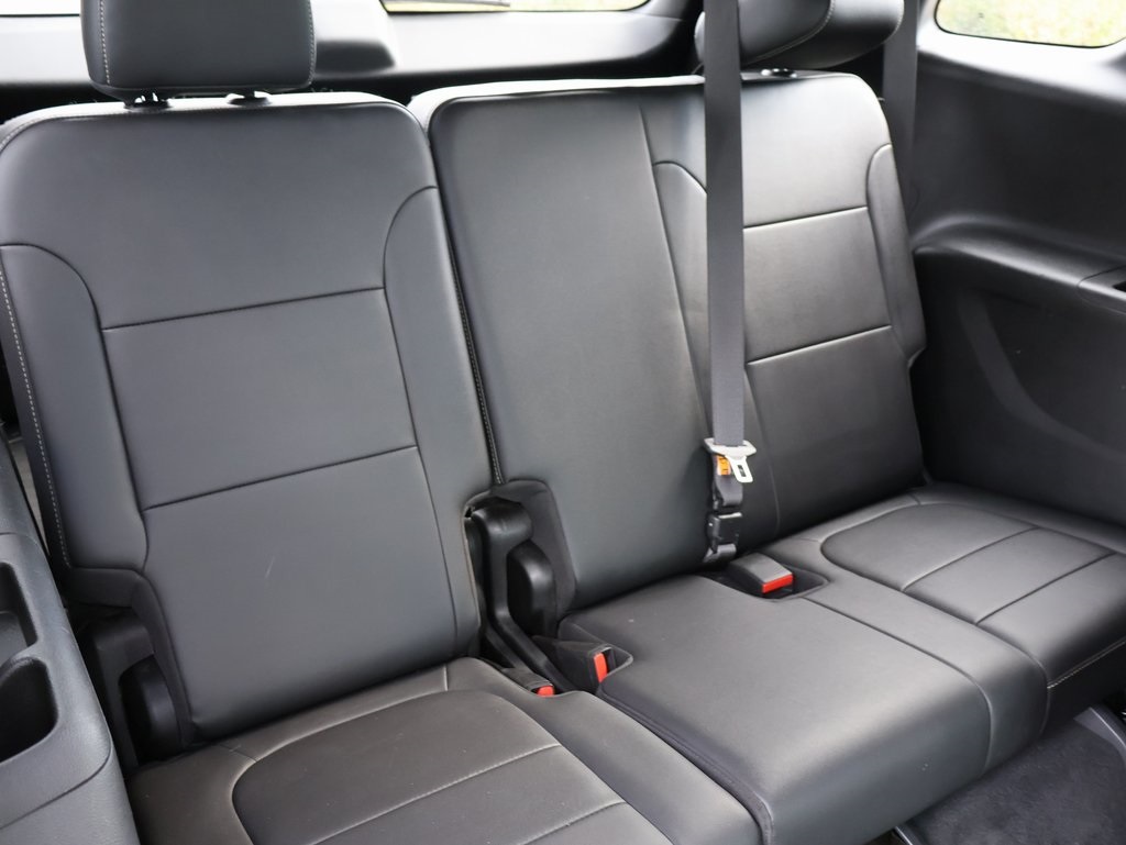 2022 Chevrolet Traverse Leather photo 13