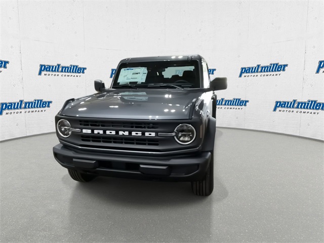 2025 Ford Bronco Base photo 4