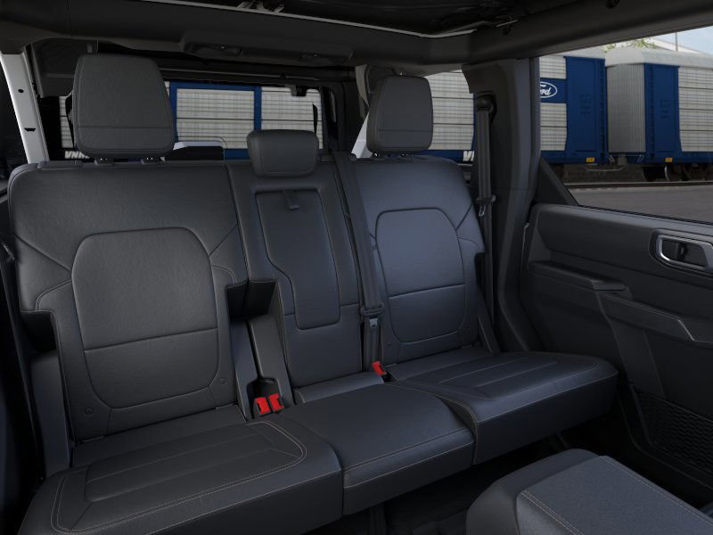 2025 Ford Bronco Badlands photo 10