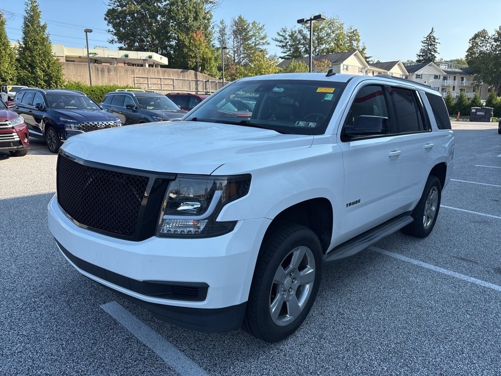 2015 Chevrolet Tahoe LT photo 2