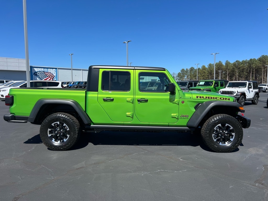 2025 Jeep Gladiator Rubicon photo 2