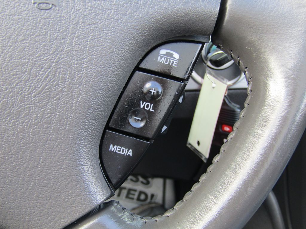 2002 Ford Thunderbird Base photo 28