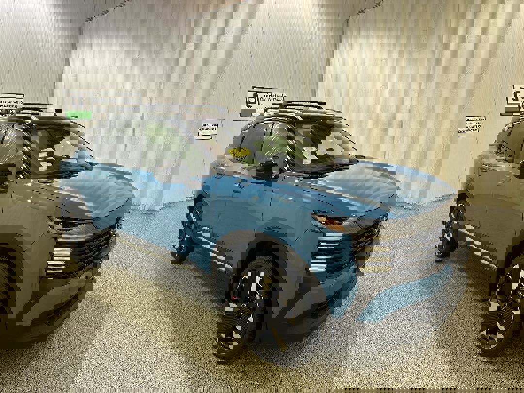 2026 Nissan KICKS SR AWD's photo