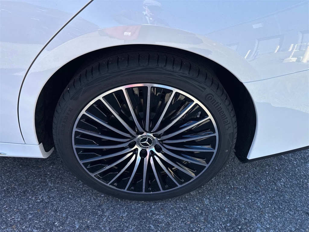 2026 Mercedes Benz E 350 photo 3