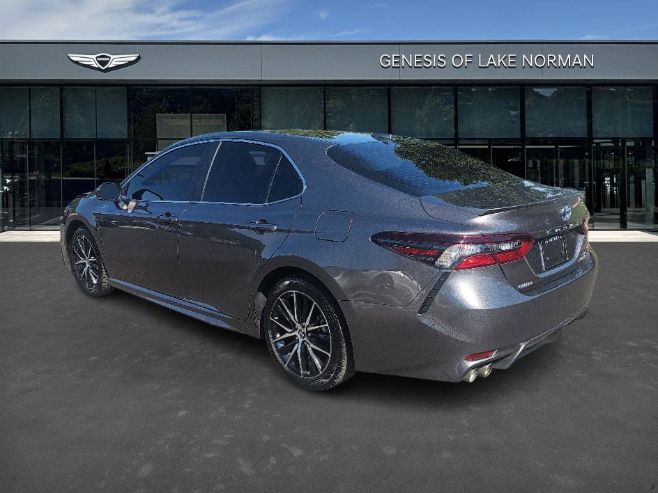 2023 Toyota Camry SE photo 5