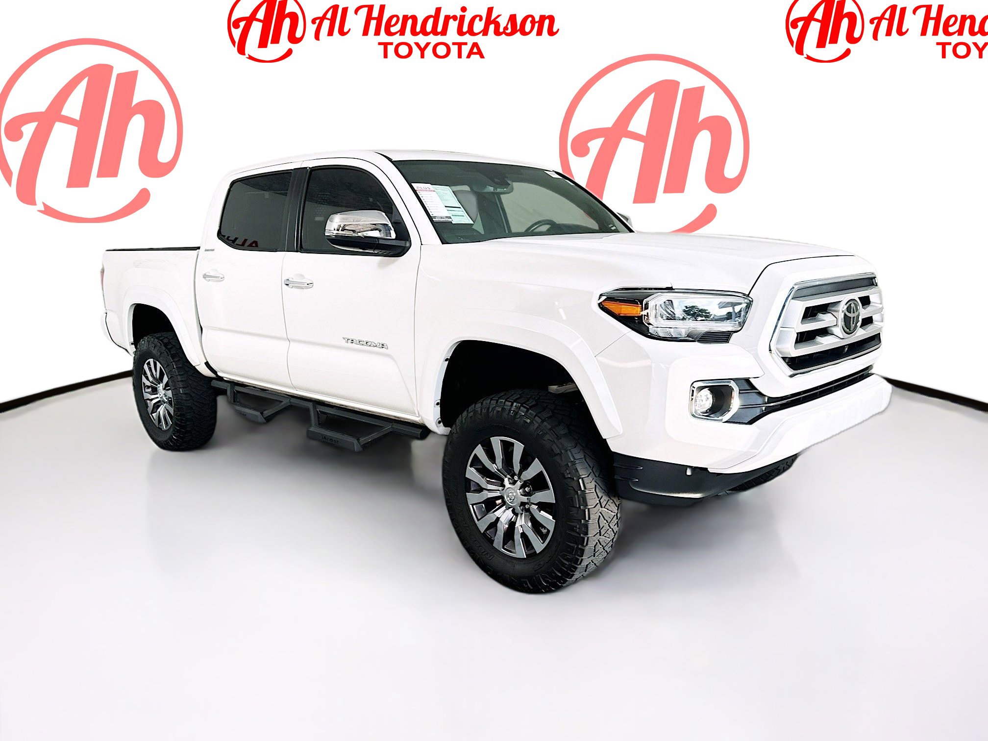 2023 Toyota Tacoma Limited's photo