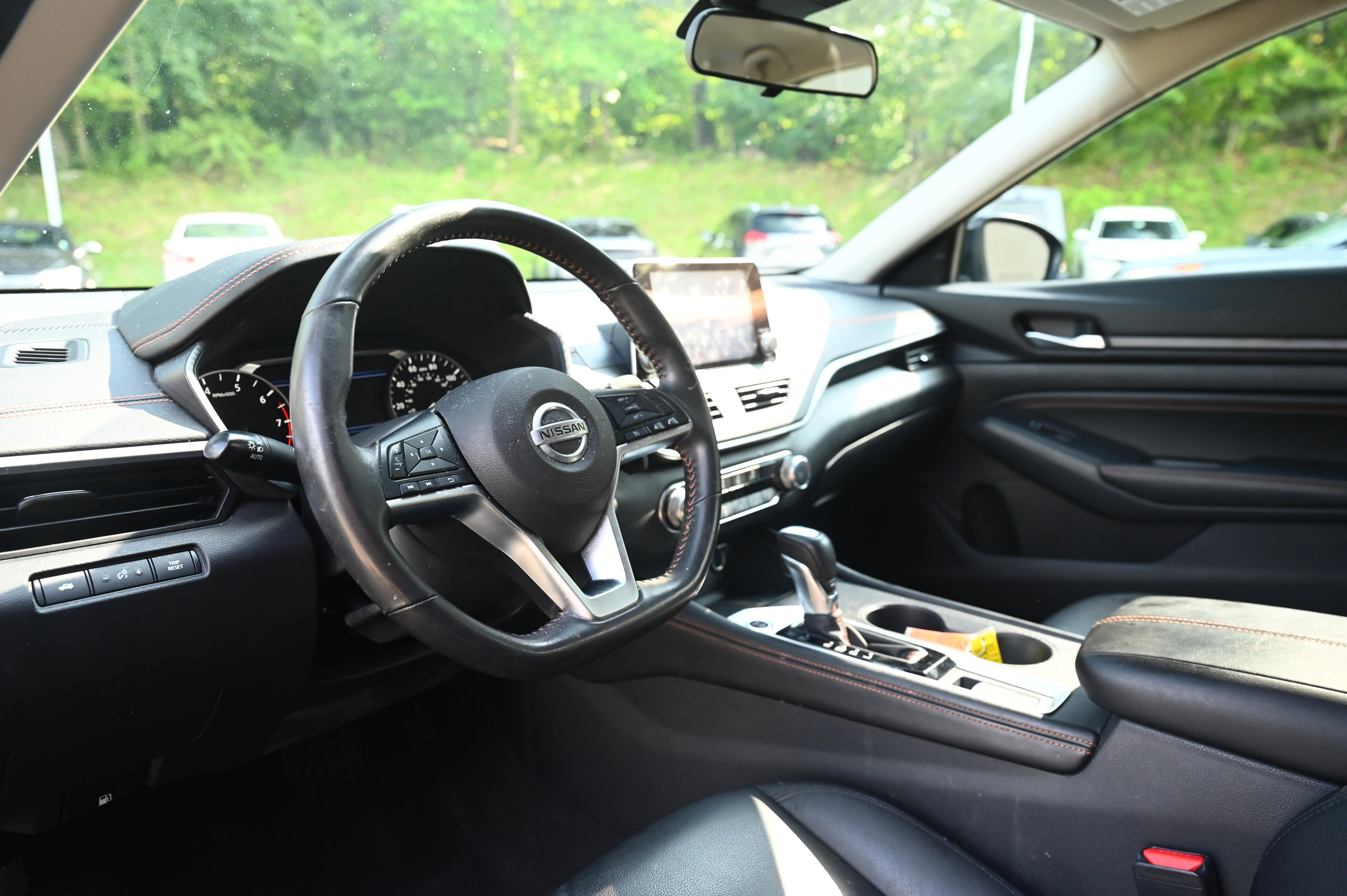 2022 Nissan Altima 2.5 SR photo 18