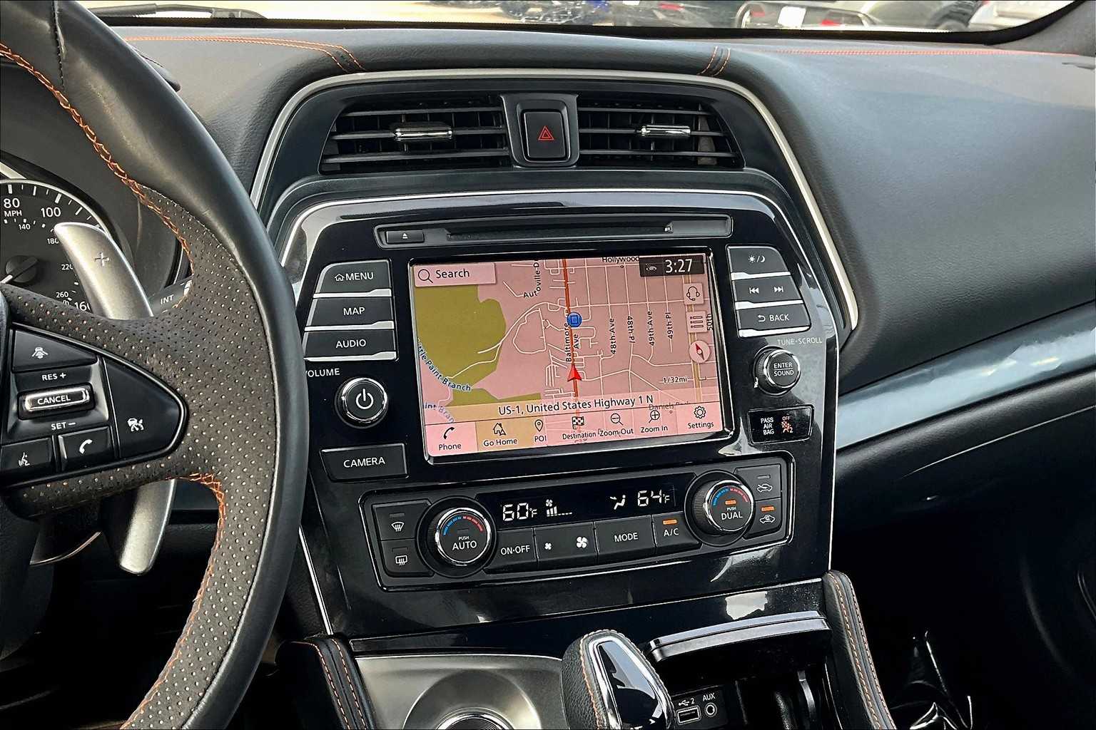 2023 Nissan Maxima SR photo 6