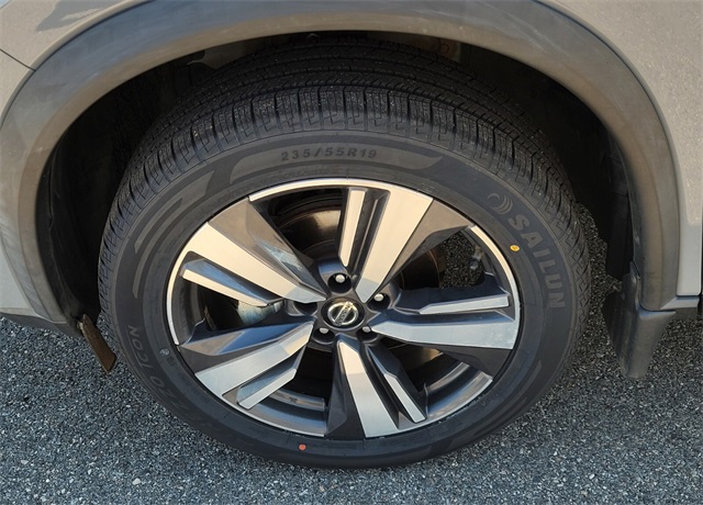 2021 Nissan Rogue SL photo 17