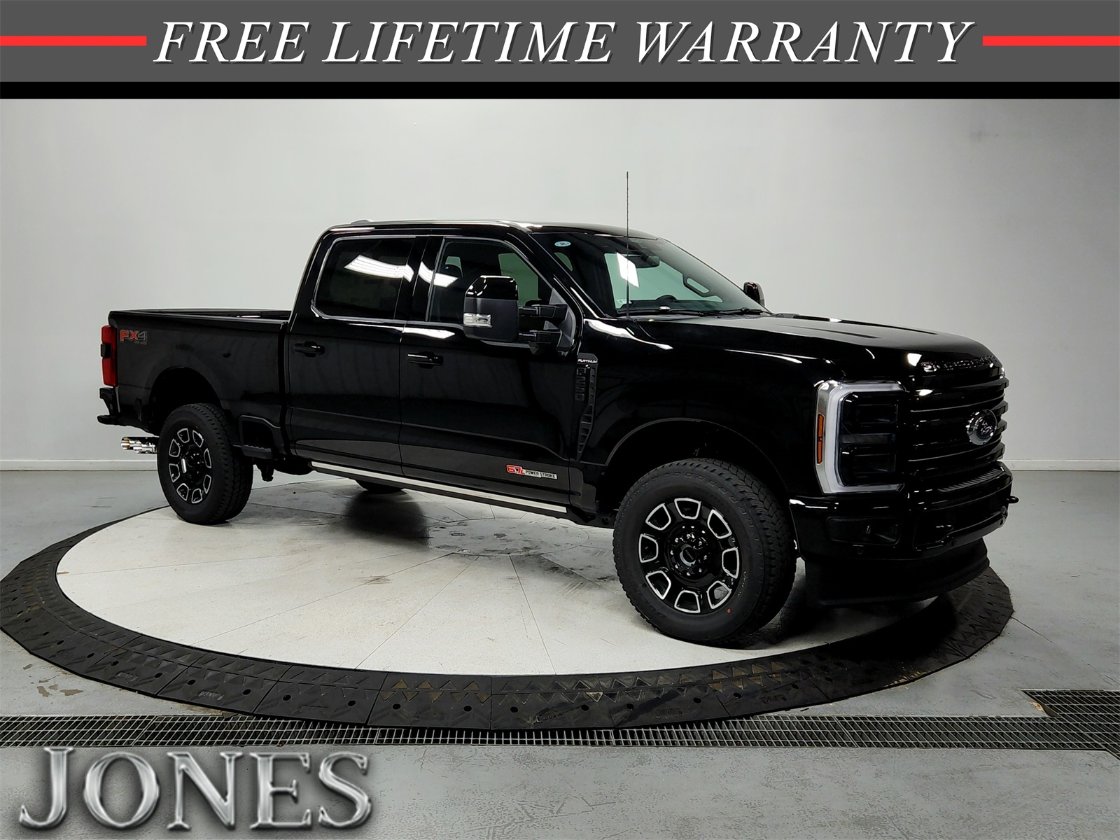 2026 Ford F-250 Super Duty Platinum's photo