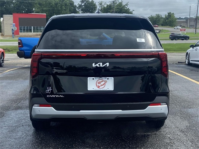 2025 Kia Carnival LXS photo 2