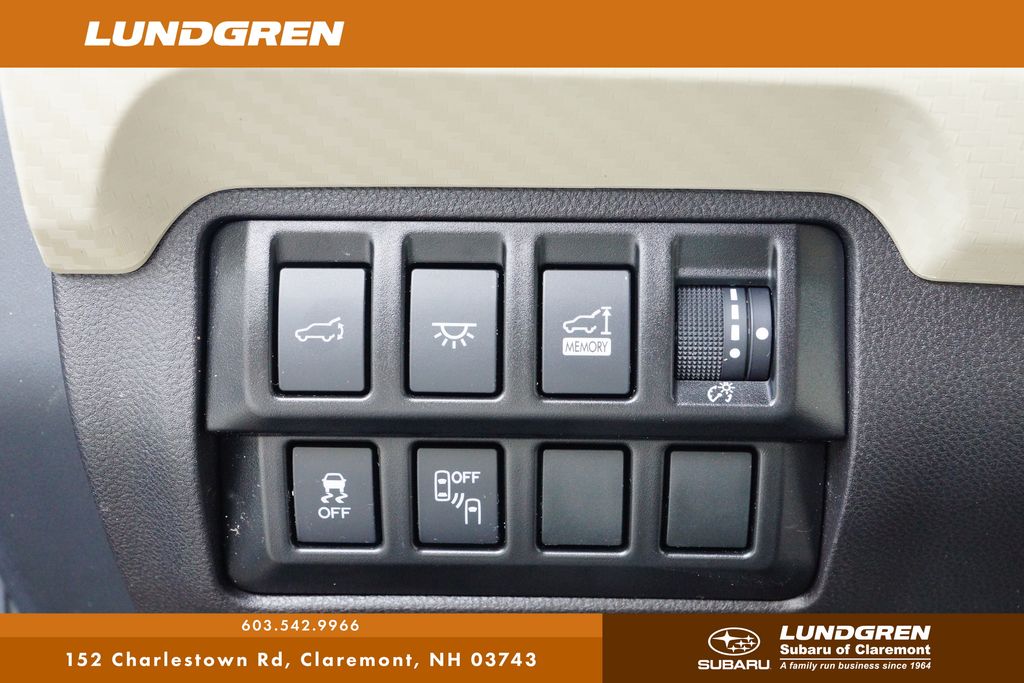 2022 Subaru Ascent Premium photo 25