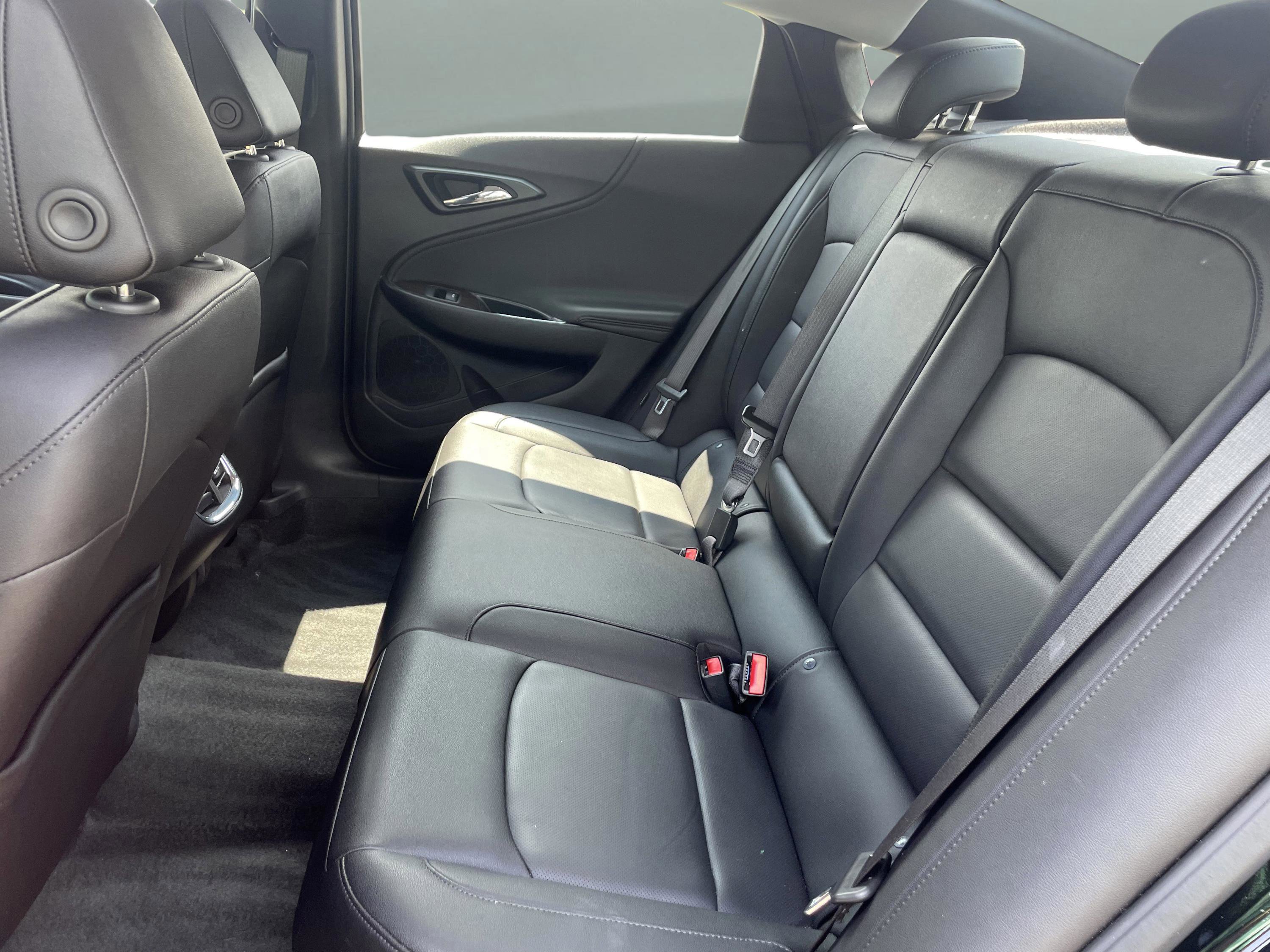 2024 Chevrolet Malibu Premier 2LT photo 14