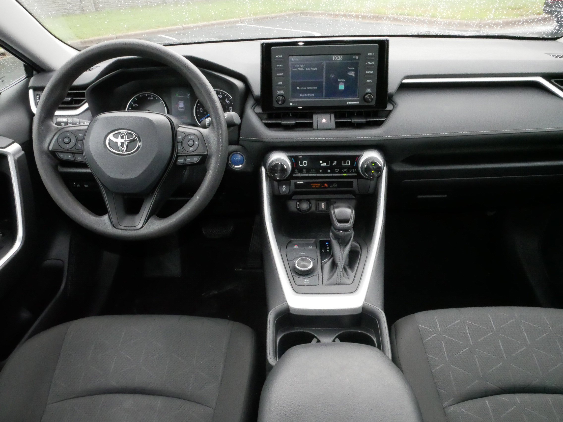 2021 Toyota RAV4 Hybrid XLE photo 10