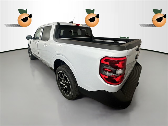 2025 Ford Maverick Lariat photo 3
