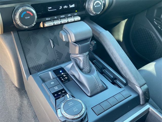 2025 Toyota Tacoma SR5 4x4 Double Cab photo 3