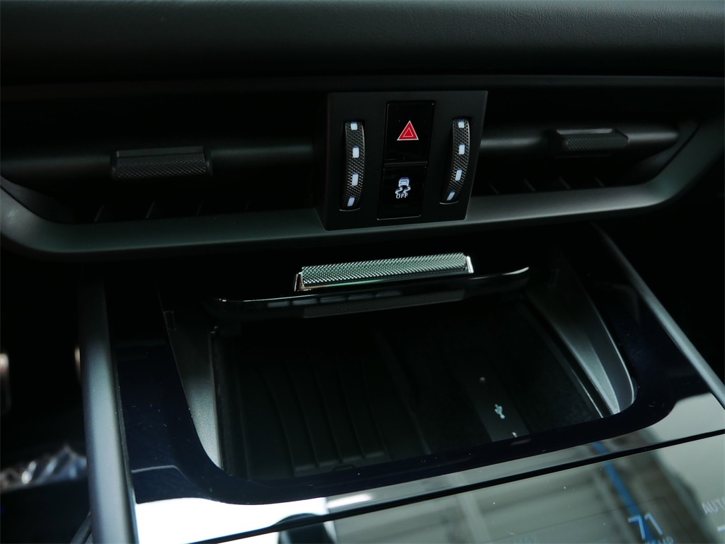 2025 Porsche Cayenne S E-Hybrid Coupe photo 26