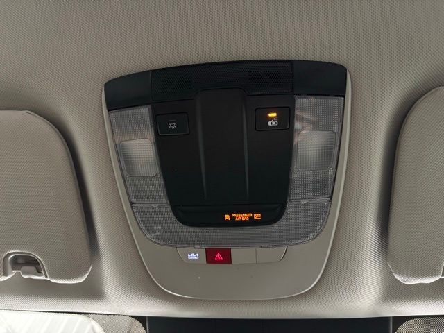 2024 Kia Sorento S photo 19