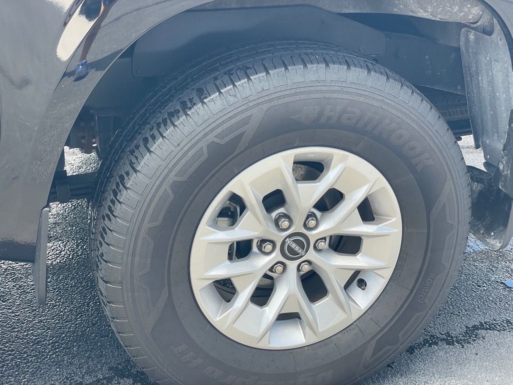2024 Nissan Frontier SV photo 25