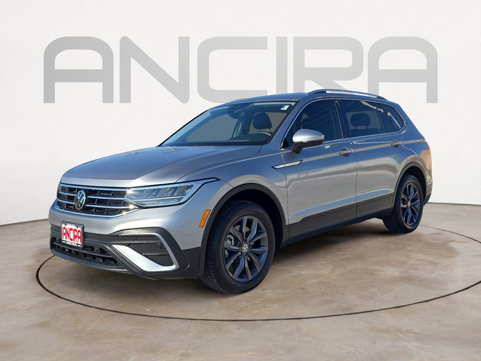 2023 Volkswagen Tiguan SE photo 6