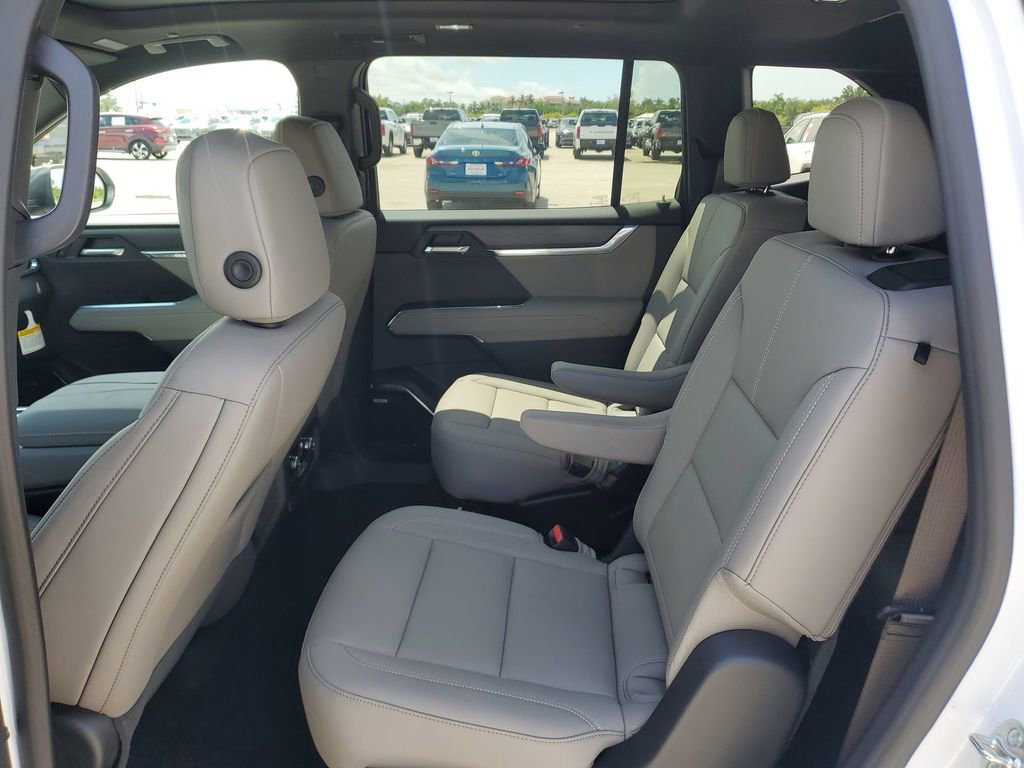 2026 Gmc Acadia Elevation photo 19