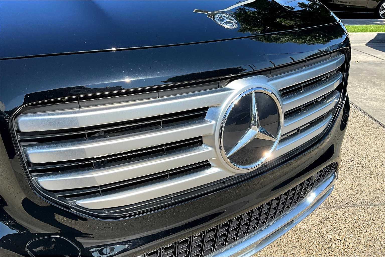 2024 Mercedes Benz GLB 250 photo 29