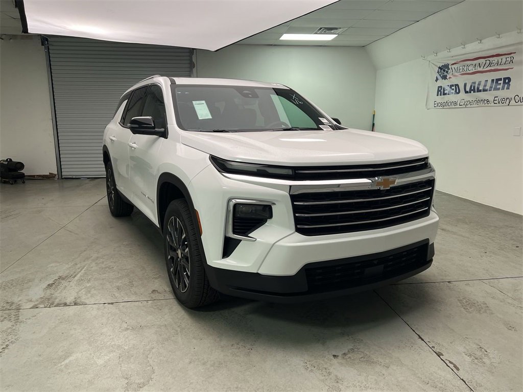 2026 Chevrolet Traverse LT's photo