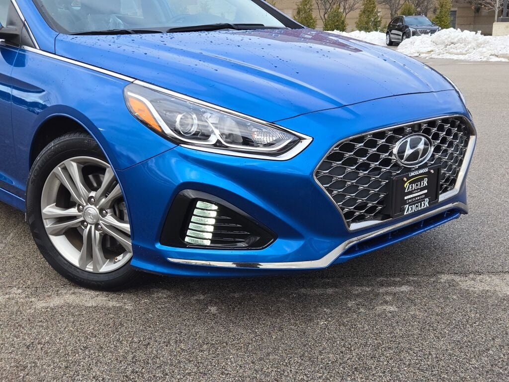 Used 2019 Hyundai Sonata SEL with VIN 5NPE34AF2KH762985 for sale in Lincolnwood, IL