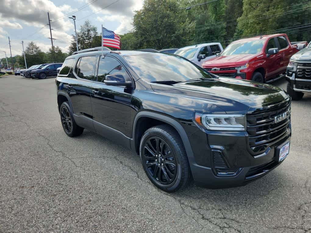 2023 Gmc Acadia SLE photo 3