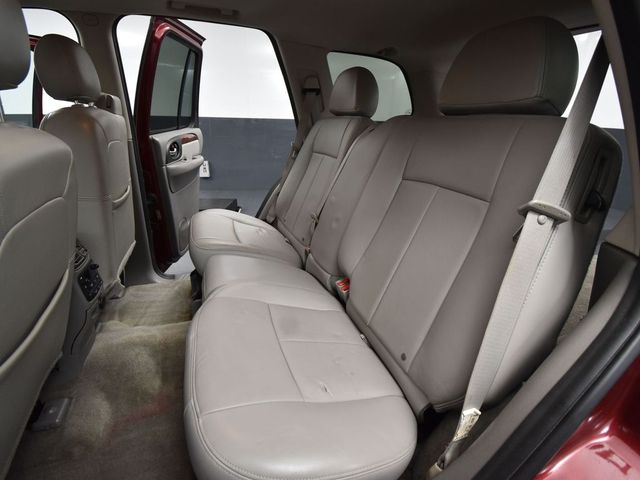 2009 Gmc Envoy Denali photo 31