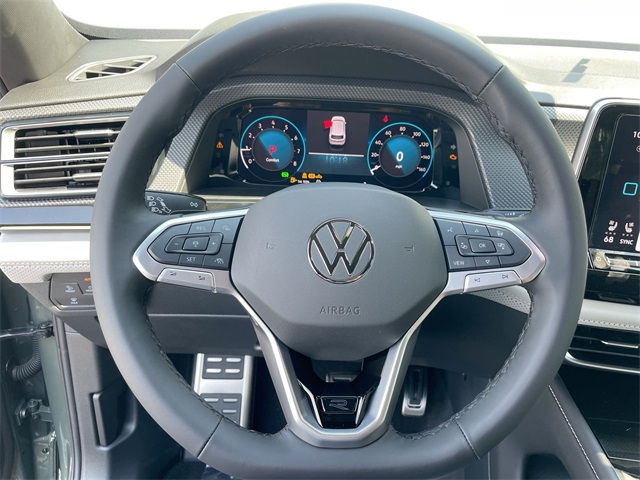 2026 Volkswagen Atlas Cross Sport SEL SE Premium R-Line photo 35