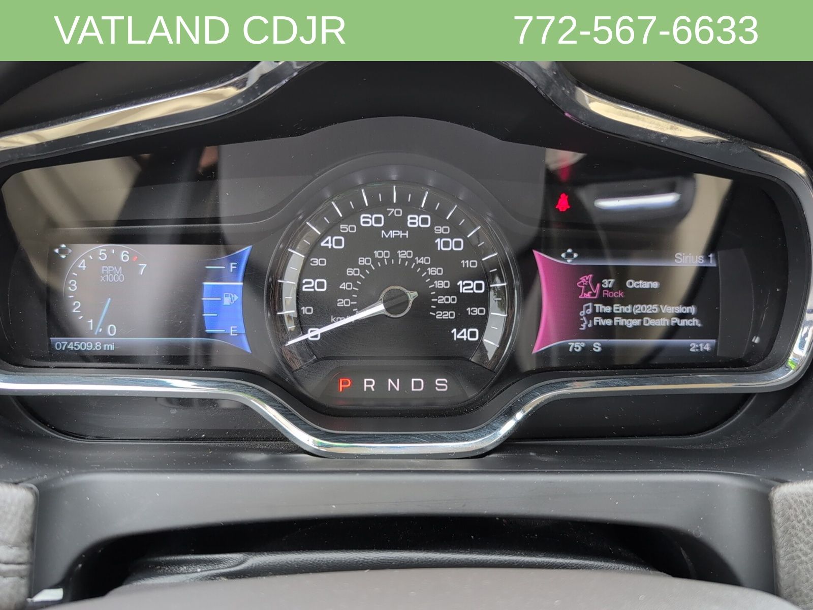 2016 Lincoln MKT EcoBoost photo 13