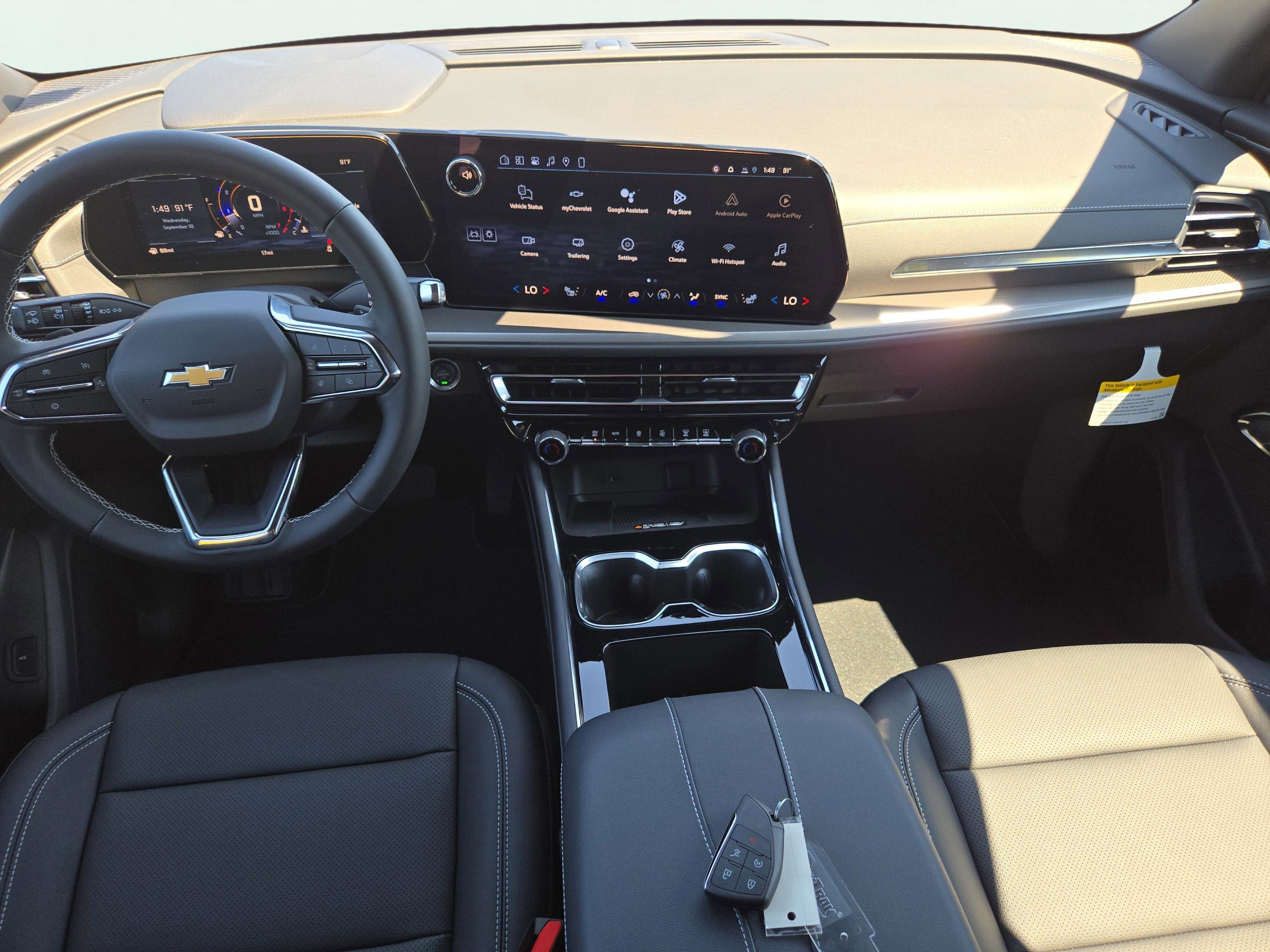 2026 Chevrolet Traverse photo 14