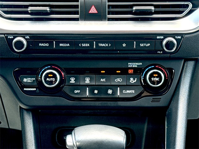 2021 Kia Niro LXS photo 26