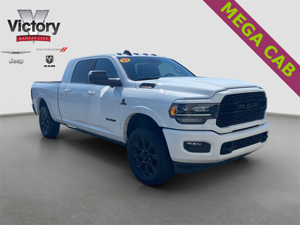 2022 RAM Ram 3500 Pickup Limited's photo