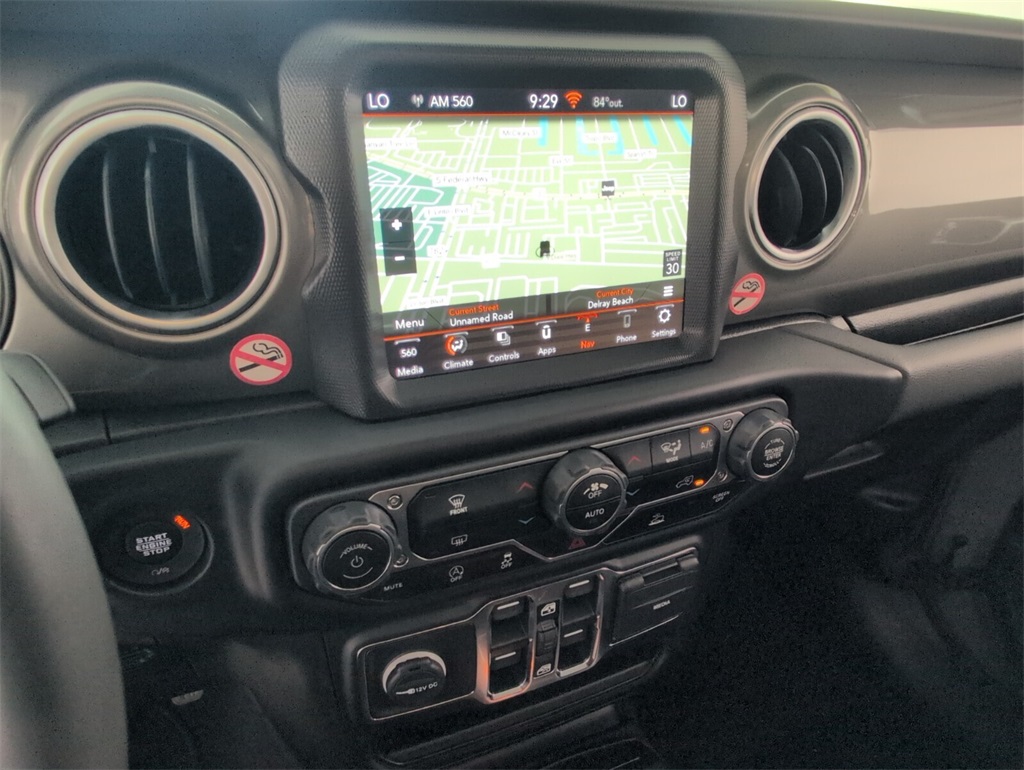 2023 Jeep Wrangler Sahara photo 18
