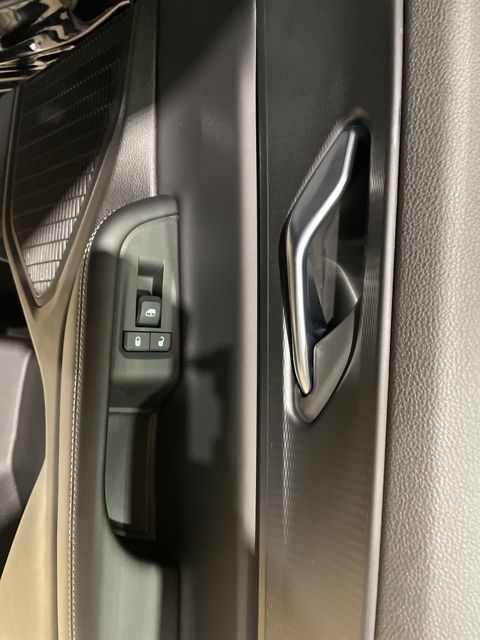 2025 Jeep Grand Cherokee Laredo photo 37