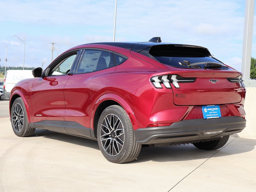 2025 Ford Mustang Mach-E Premium photo 3