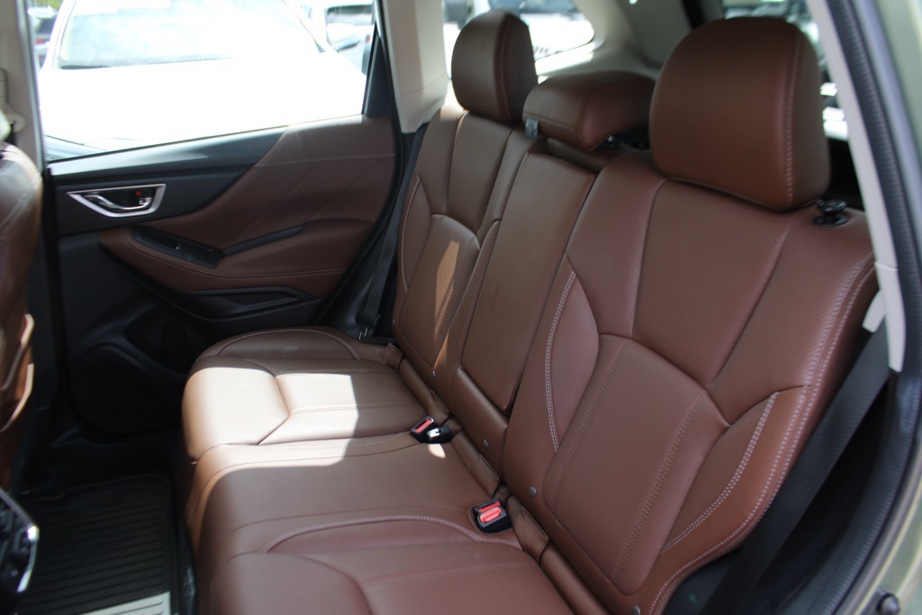 2021 Subaru Forester Touring photo 23