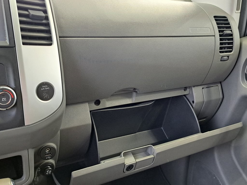 2019 Nissan Frontier SV photo 14