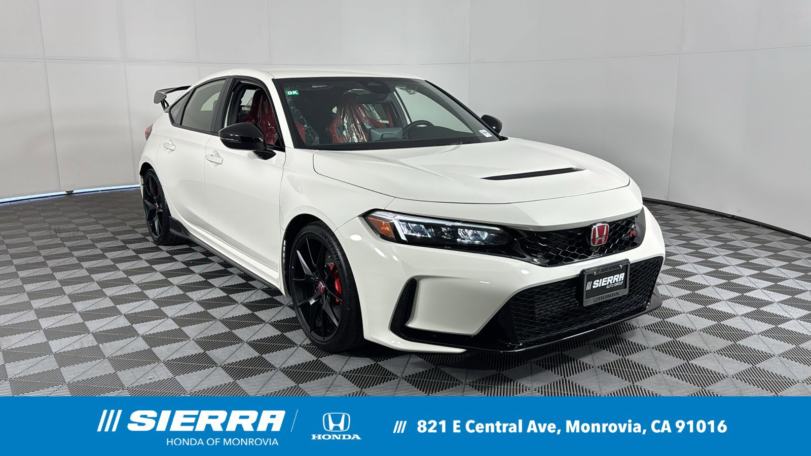 2025 Honda Civic Hatchback Type-R's photo