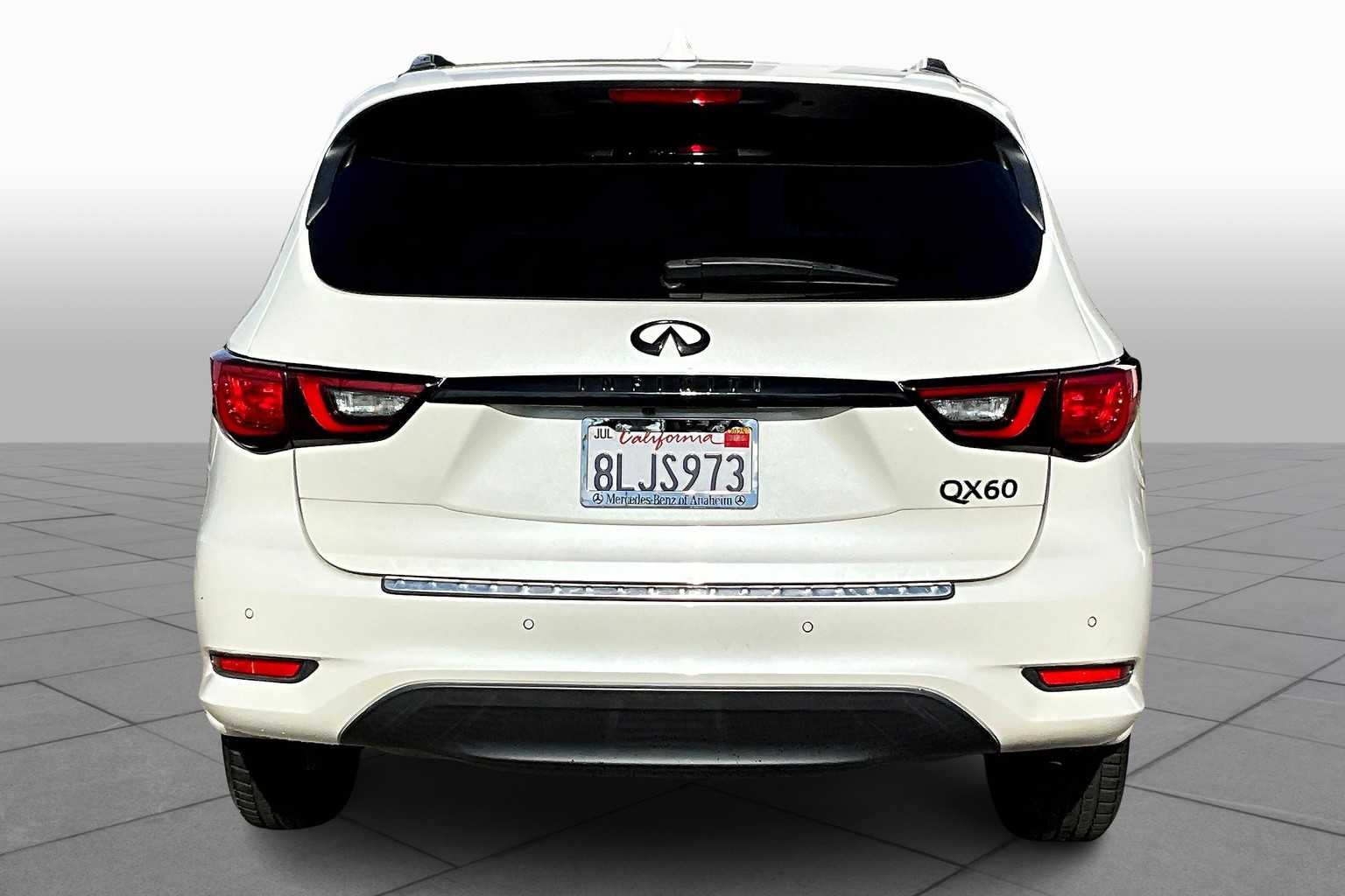 2019 Infiniti QX60 Luxe photo 4
