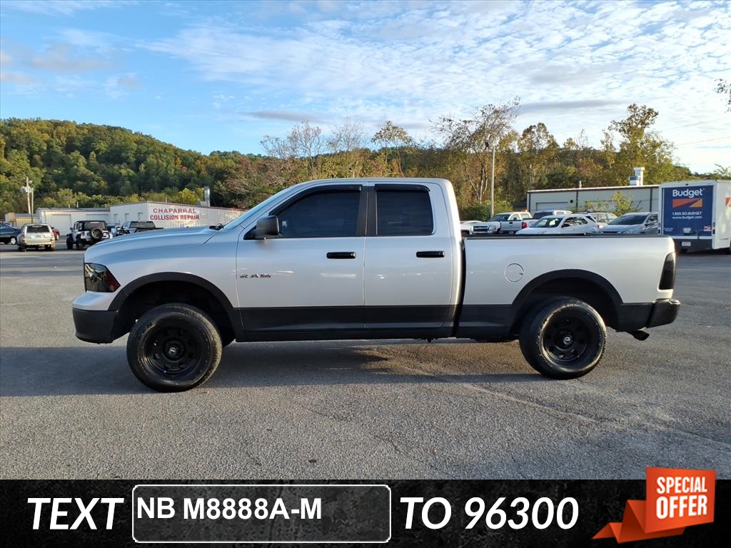 2009 Dodge Ram SLT photo 2