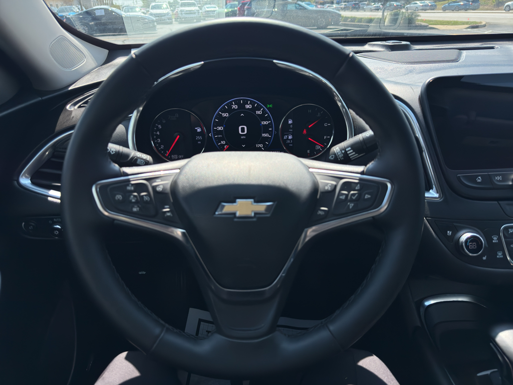 2024 Chevrolet Malibu Premier 2LT photo 10