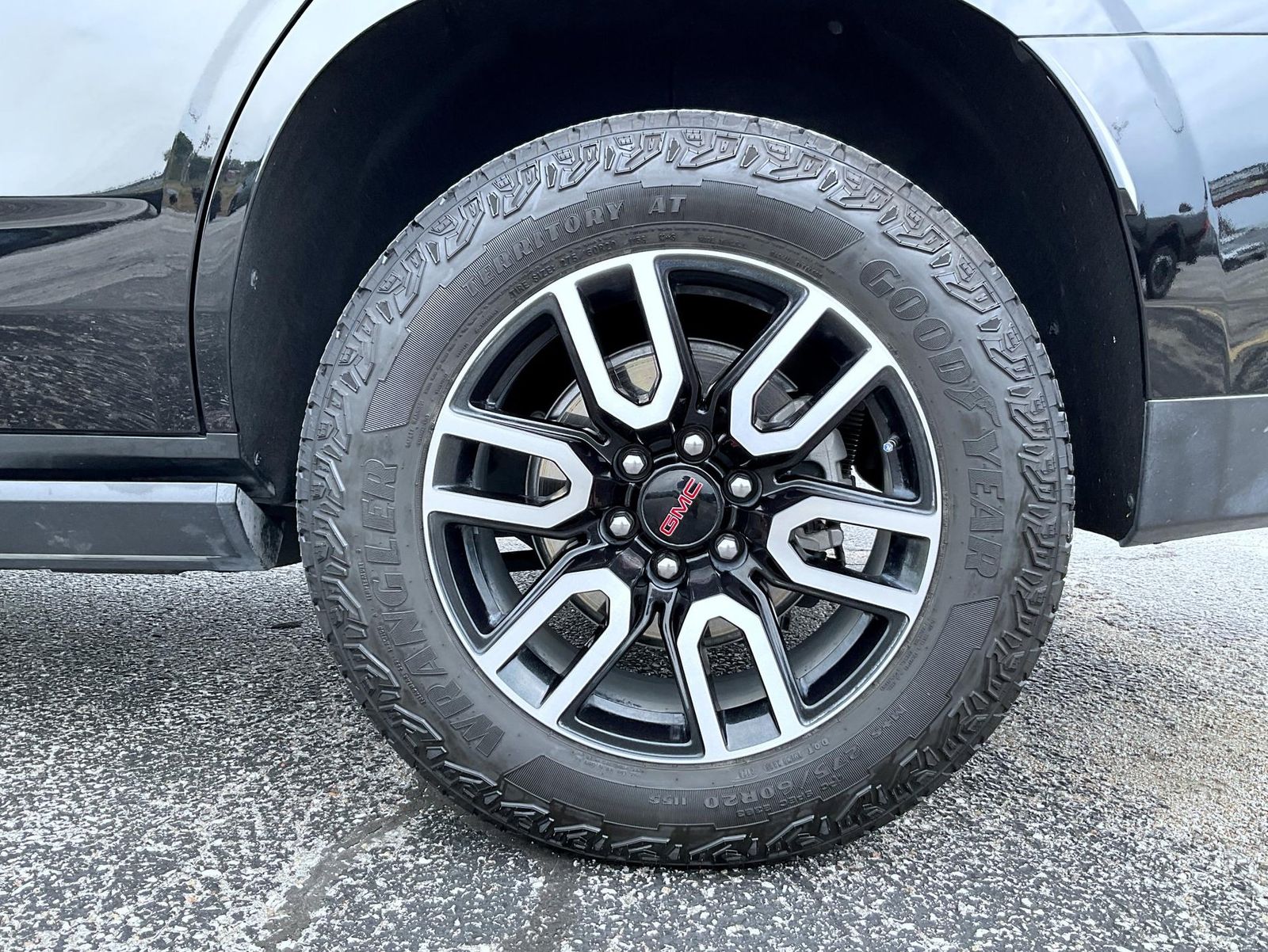 2024 Gmc Yukon AT4 photo 24