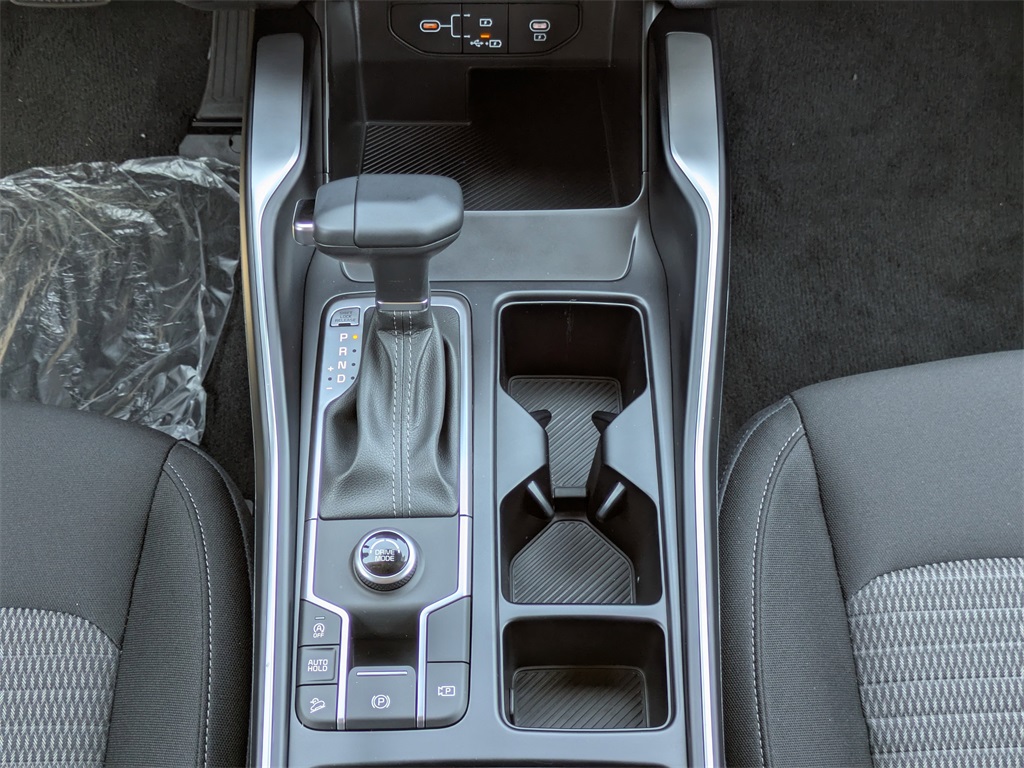 2026 Kia Sorento S photo 14