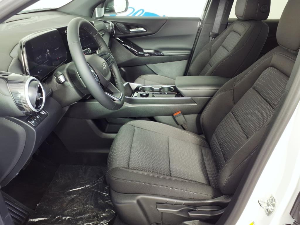 2026 Chevrolet Equinox LT photo 12