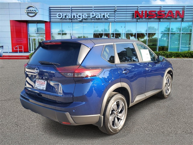 2026 Nissan Rogue SV photo 2