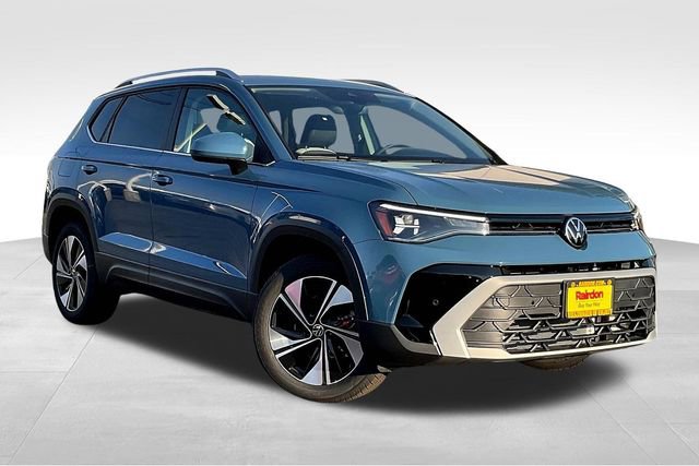 2025 Volkswagen Taos SE's photo