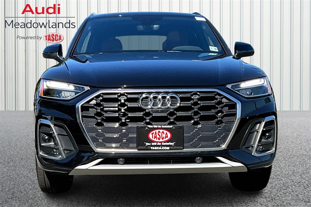 2025 Audi Q5 45 S line Premium Plus photo 2